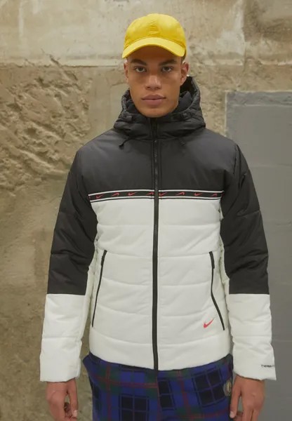 Куртка зимняя REPEAT Nike, парус/черный/светло-малиновый