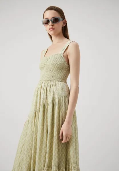 Дневное платье SMOCKED MIDI WITH TIERS American Eagle, желтый
