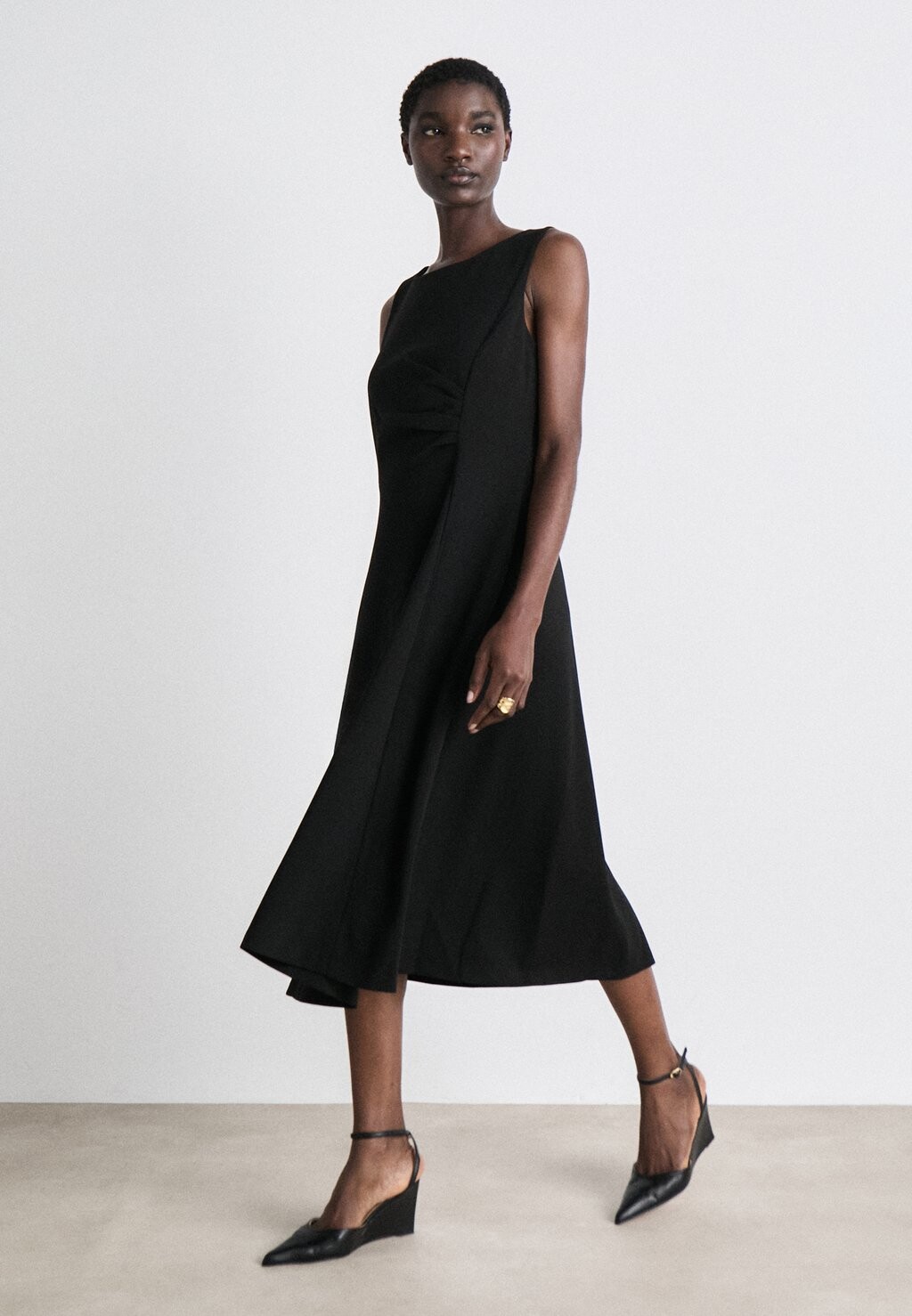 Платье из джерси Side Ruched Dress DKNY, черное