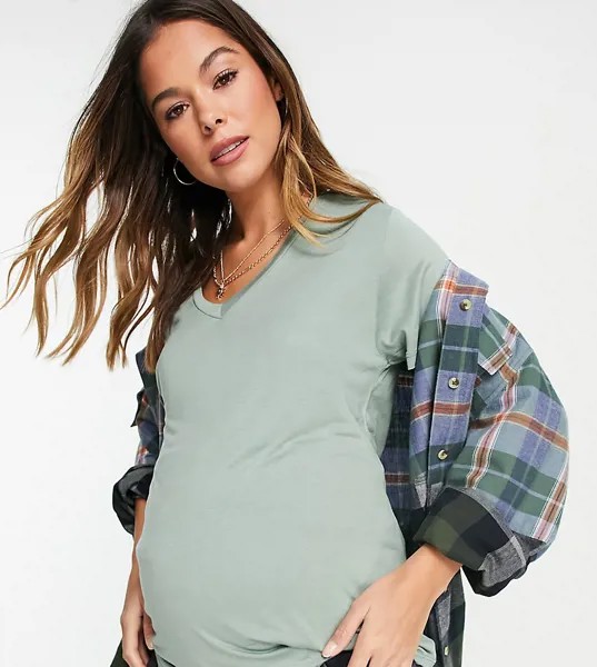 Футболка цвета хаки с V-образным вырезом для кормящих матерей ASOS DESIGN Maternity-Зеленый цвет