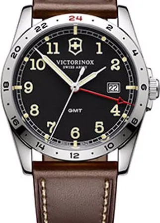 Швейцарские наручные  мужские часы Victorinox Swiss Army 241648. Коллекция Infantry GMT