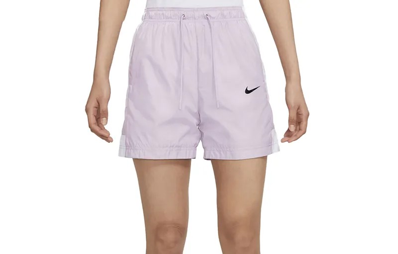 Повседневные шорты женские сиреневые Nike