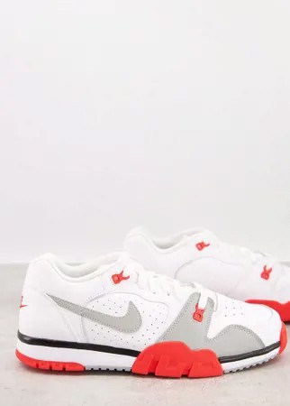 Белые низкие кроссовки с дымчатыми вставками Nike Cross Trainer-Белый