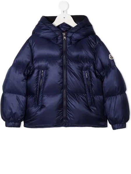 Moncler Enfant пуховик с нашивкой-логотипом