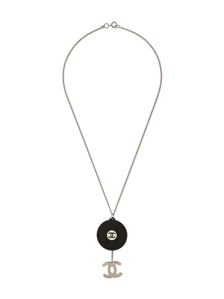 Chanel Pre-Owned колье 2004-го года с подвеской-логотипом CC