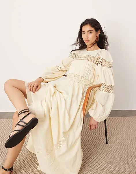 ASOS Edition 2013 Простое платье макси А-силуэта с объемными рукавами, заниженной талией, узкими манжетами и связанной крючком вставкой