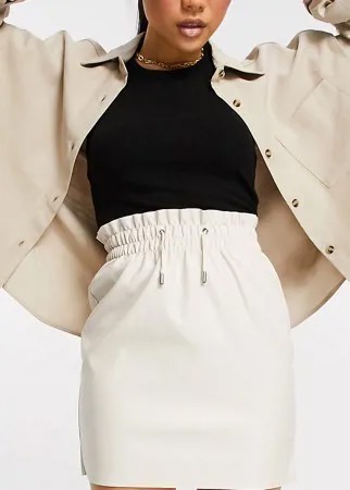 Кремовая мини-юбка с покрытием Vero Moda Petite-Бежевый