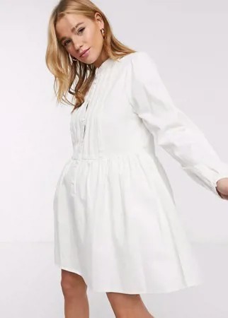 Джинсовое свободное платье белого цвета ASOS DESIGN-Белый