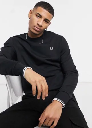 Черный свитшот с круглым вырезом Fred Perry