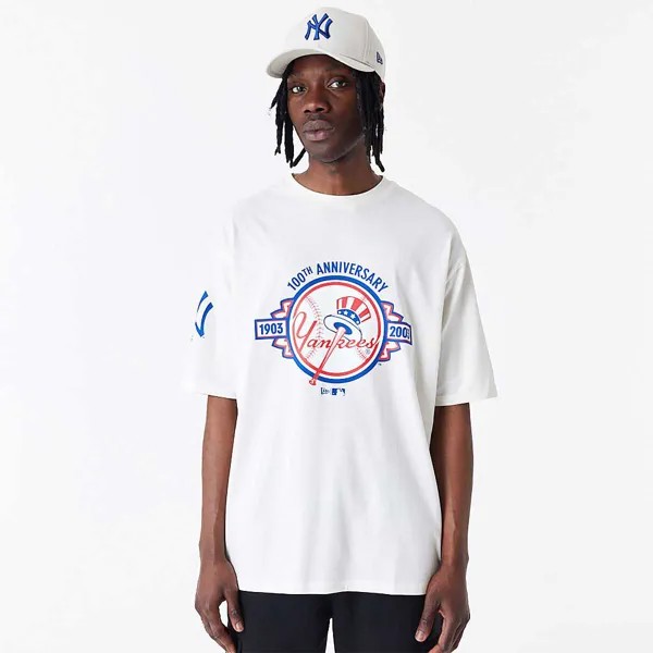 Футболка MLB NEW YORK YANKEES ANNIVERSARY OVERSIZED T-SHIRT New Era, цвет Weiß