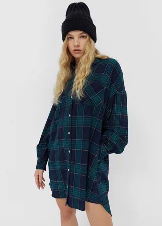 Темно-синее платье-рубашка бойфренда в клетку в стиле oversized Stradivarius-Темно-синий