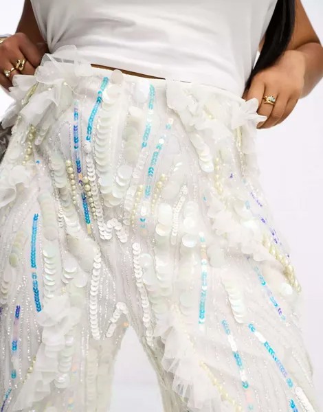 Белые и серебристые брюки с бабочкой ASOS LUXE Curve