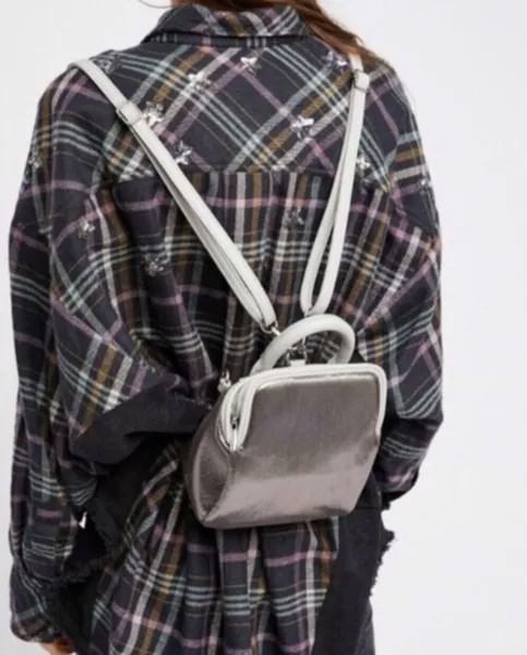 Рюкзак-трансформер Free People с мерцающим мини-рюкзаком через плечо оловянного цвета Moonlight NWT