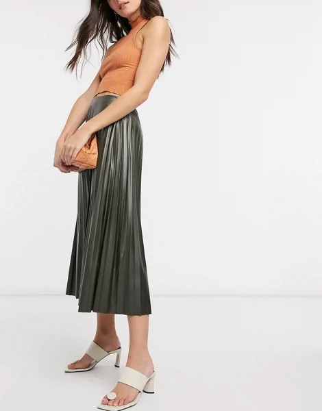 Плиссированная юбка миди цвета хаки из искусственной кожи ASOS DESIGN-Бесцветный