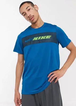Синяя футболка с логотипом Nike Training Sport Clash-Голубой