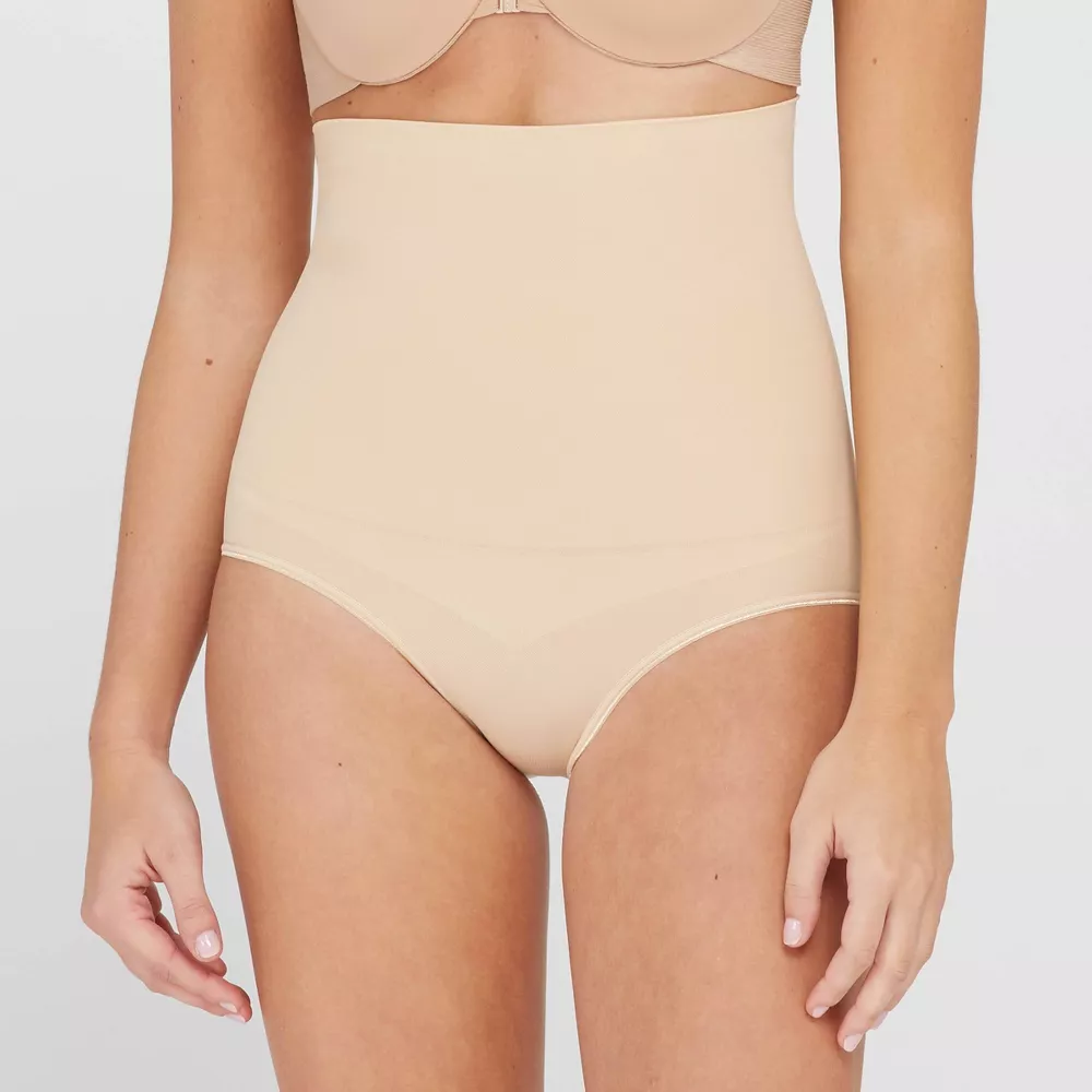 ASSETS by SPANX Женские утягивающие трусы с высокой талией, выдающиеся результаты, цвет Light Beige