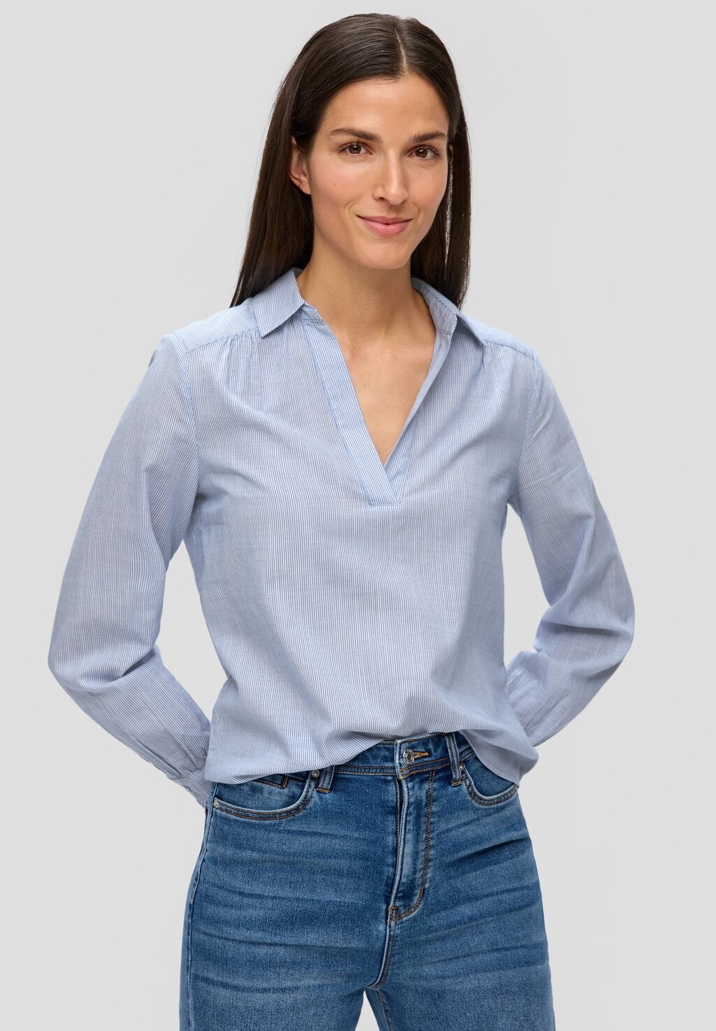 Блузка s.Oliver, цвет royalblau