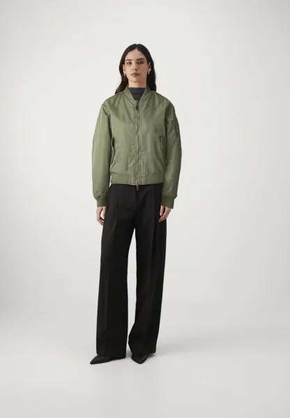 Куртка-бомбер Guess Jeans, зеленый