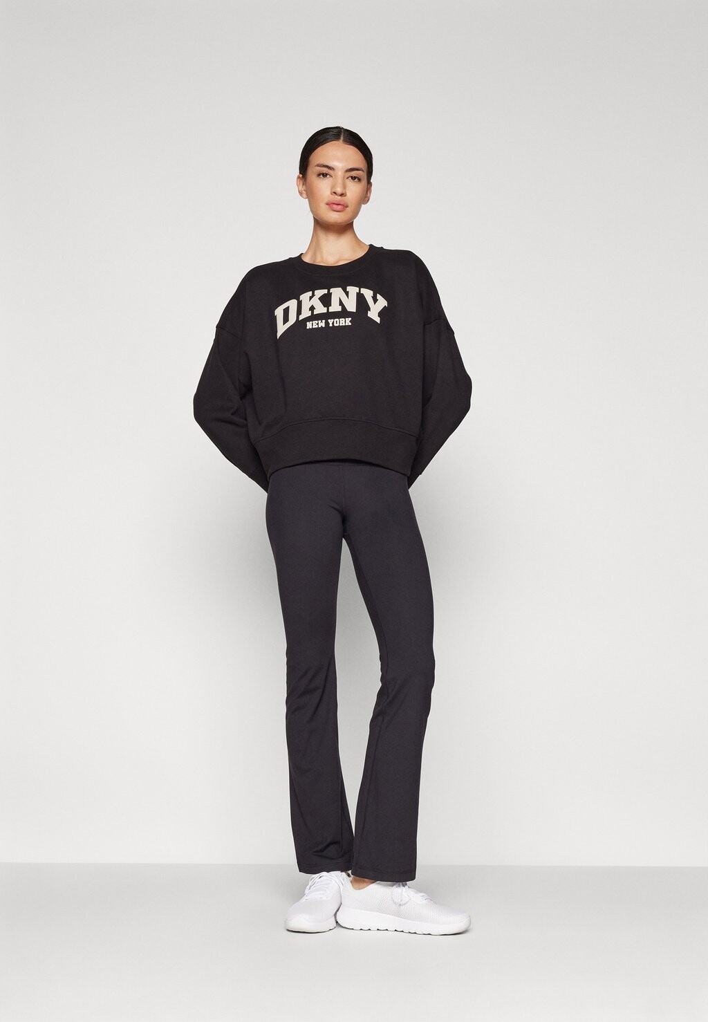 Толстовка VARSITY PUFF LOGO SLEEVE DKNY, черный