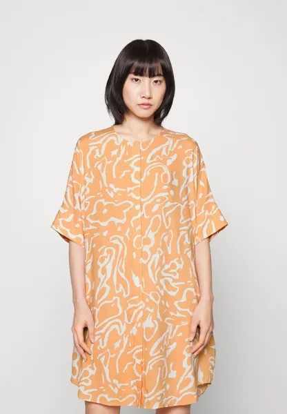 Платье-рубашка Monki