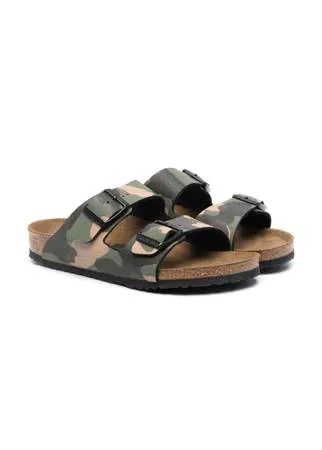 Birkenstock Kids сандалии Arizona с камуфляжным принтом