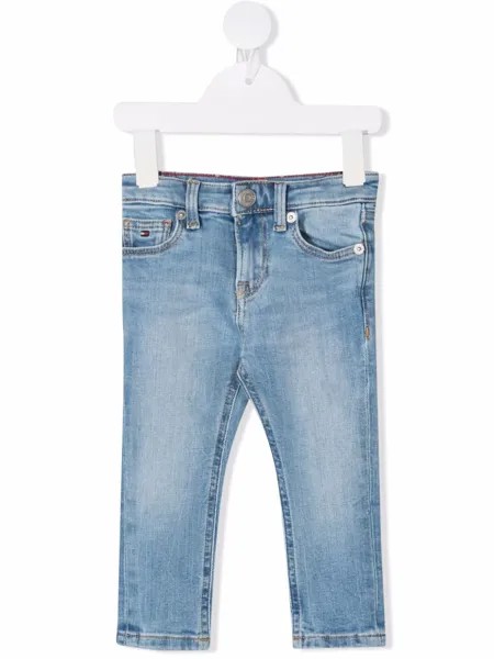 Tommy Hilfiger Junior прямые джинсы с эффектом потертости
