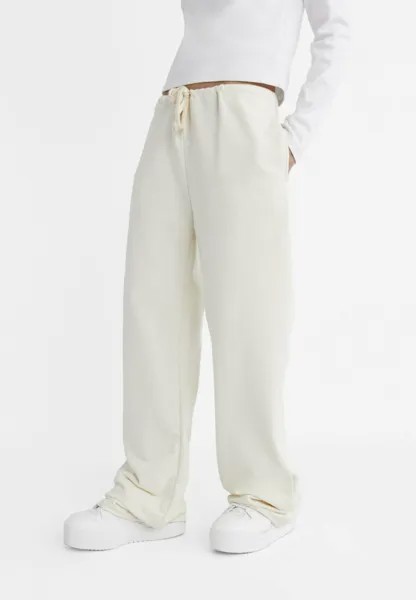 Брюки RELAXED FIT DRAWSTRING Stradivarius, цвет white