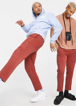 Суженные книзу брюки рыжего цвета в строгом стиле с поясом на двух пуговицах ASOS DESIGN-Коричневый цвет
