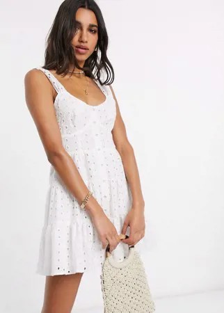 Белый короткий сарафан на пуговицах с вышивкой ришелье ASOS DESIGN