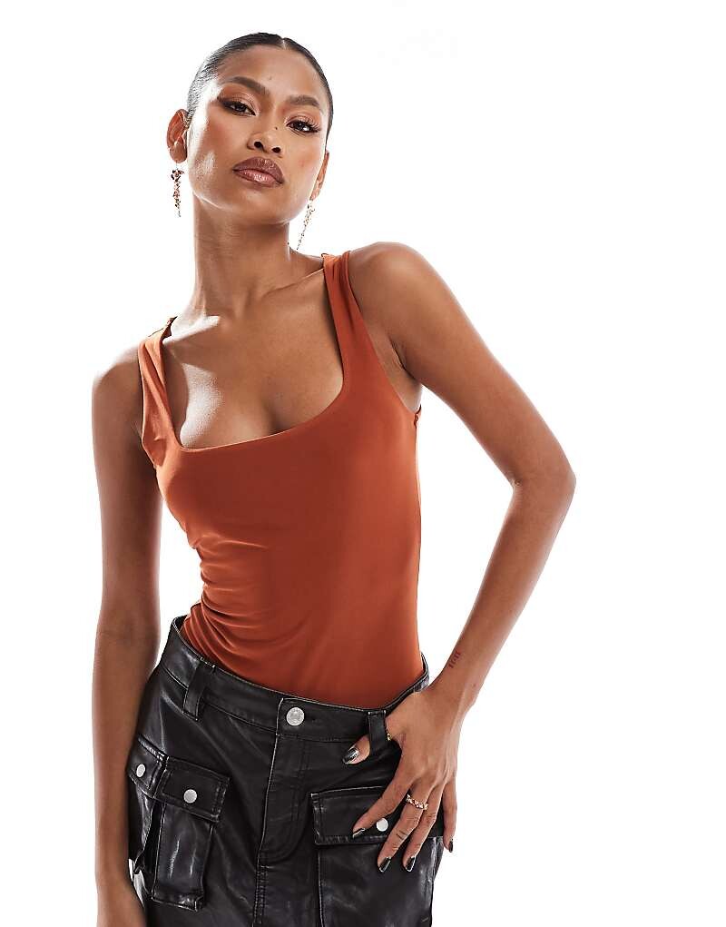 ASOS DESIGN – облегающее боди ржавого цвета с квадратным вырезом
