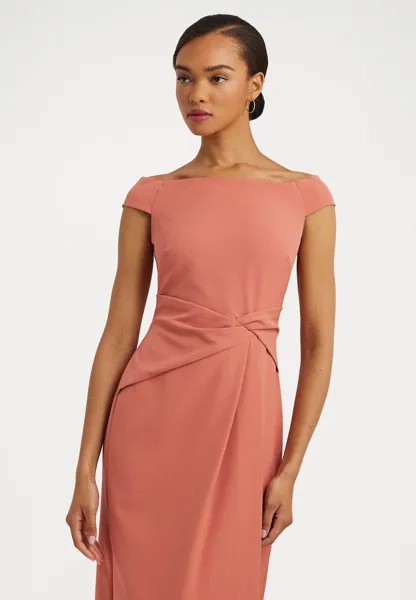 Вечернее платье Saran Short Sleeve Gown Lauren Ralph Lauren, цвет pink mahogany