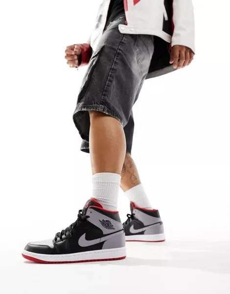 Черные и серые кроссовки Air Jordan 1 Mid
