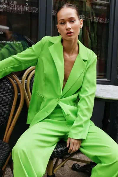 Атласный однобортный пиджак строгого кроя Nasty Gal, зеленый