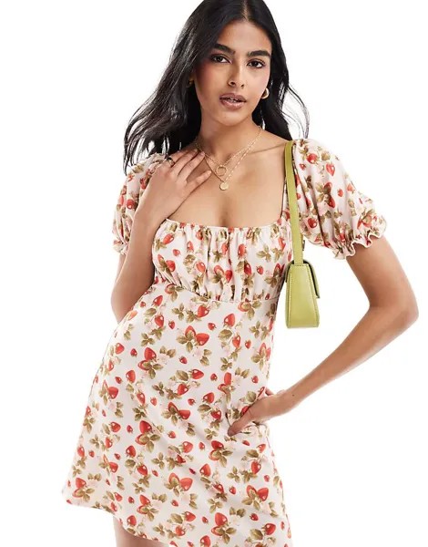 Платье мини в стиле бэби-долл Miss Selfridge с клубничным принтом