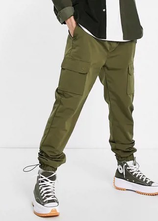 Темно-зеленые брюки карго из нейлона от комплекта Mennace-Зеленый цвет