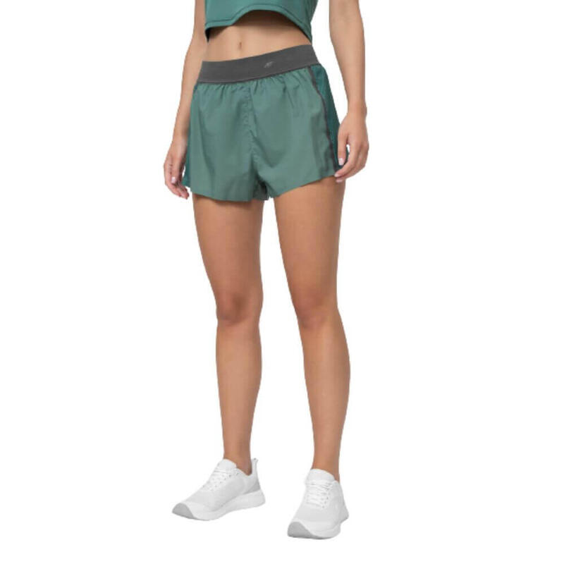 Женские шорты для сухого бега 4F. Зеленый