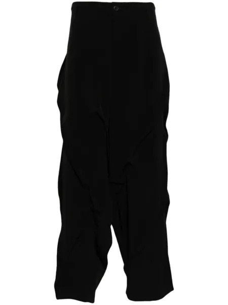 Yohji Yamamoto брюки с низким шаговым швом и складками, черный