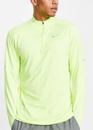 Лонгслив салатового цвета с короткой молнией Nike Running Element Dri-FIT-Желтый