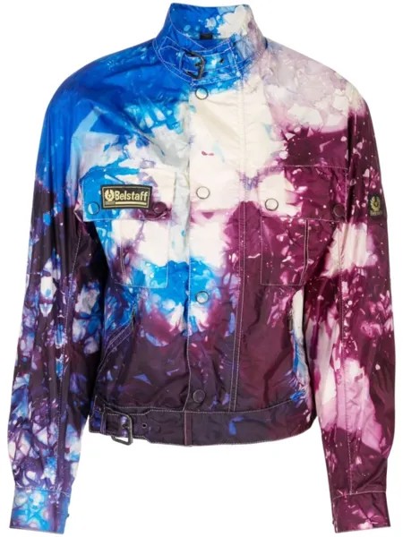 Stain Shade graphic-print patch-detail jacket, синий