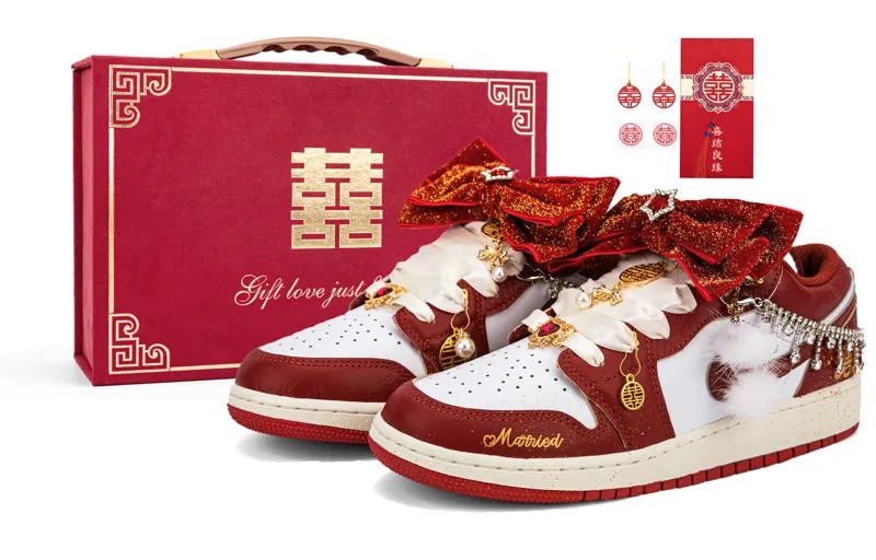 Кроссовки Air Jordan 1 Vintage Basketball Shoes Women's Low-top White/red, красный
