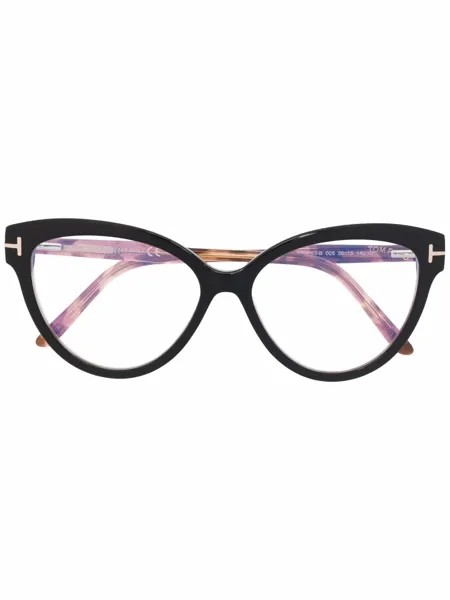 TOM FORD Eyewear очки в глянцевой оправе 'кошачий глаз'