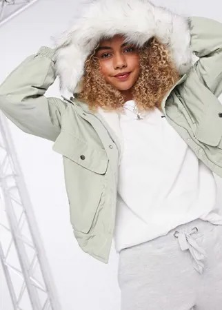 Короткая парка хаки Bershka-Зеленый цвет