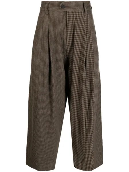 Ziggy Chen panelled pleated drop-crotch trousers, коричневый