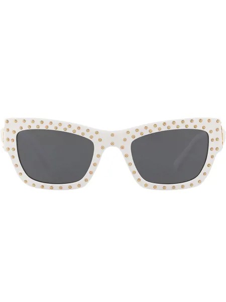 Versace Eyewear солнцезащитные очки в оправе 'кошачий глаз' с заклепками