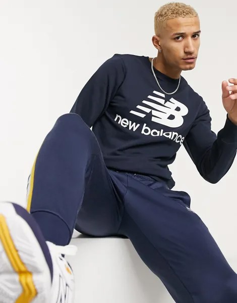 Темно-синий свитшот с логотипом New balance