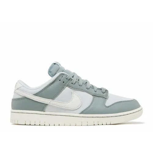 Кроссовки NIKE Dunk Low, полнота D, размер RU 41.5 / EU 42 / 26.5 см, горчичный, белый