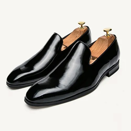Черные блестящие лакированные кожаные мужские мокасины без застежек, однотонные итальянские мужские туфли, дизайнерские брендовые туфли н...