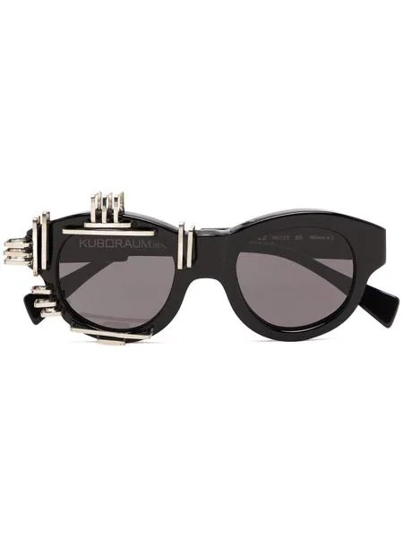Kuboraum солнцезащитные очки L2 в оправе 'кошачий глаз'