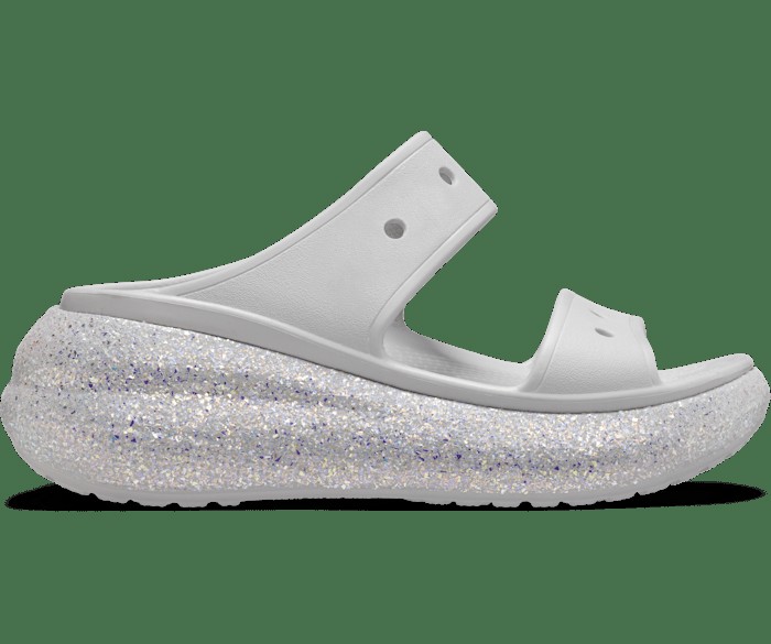 Сланцы женские Crocs CRW_208245 белые 41-42 RU (доставка из-за рубежа)