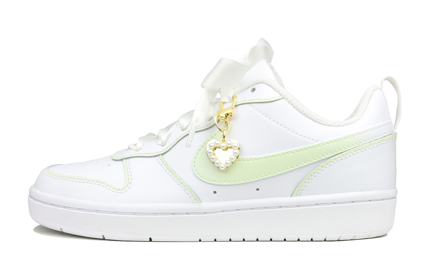Кроссовки Nike Court Borough Skateboarding Shoes Women's Low-top White/green, светло-зеленый